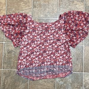 Adorable EUC Lucky Brand Floral Pattern Top. Women’s Size Medium